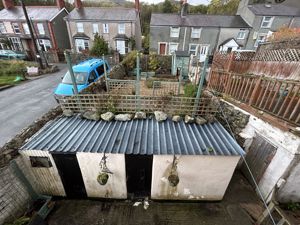 Photo 17- click for photo gallery